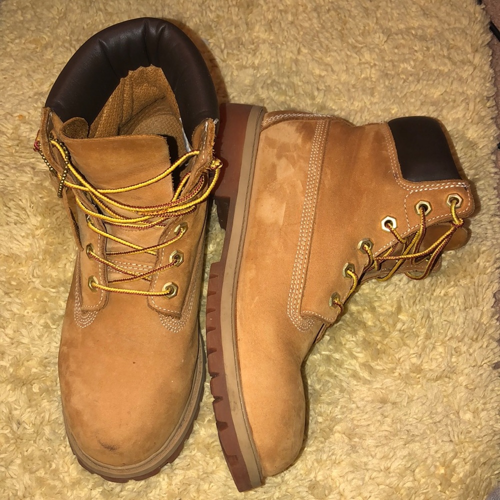Timberlands - Picture 2 of 4